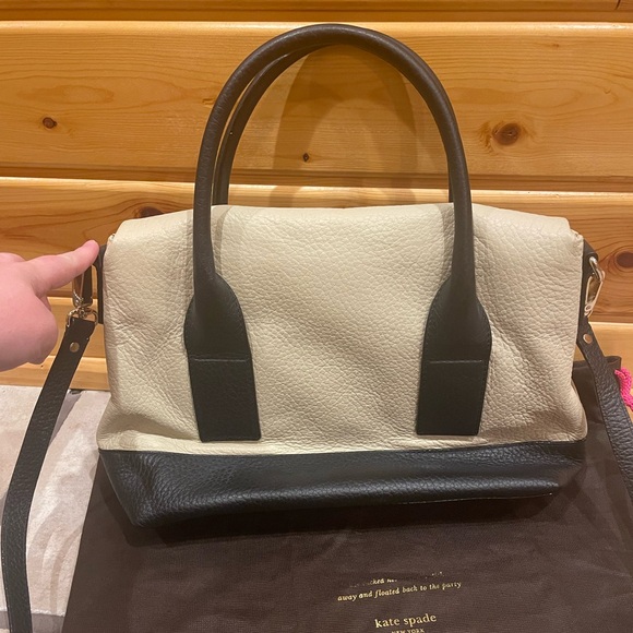 Kate Spade Black and Beige Southport Avenue Carmen Convertible Satchel - Picture 2 of 7